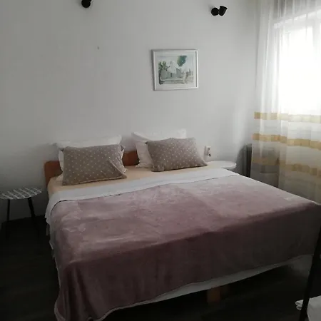 Pilatus Osljak Apartament Preko